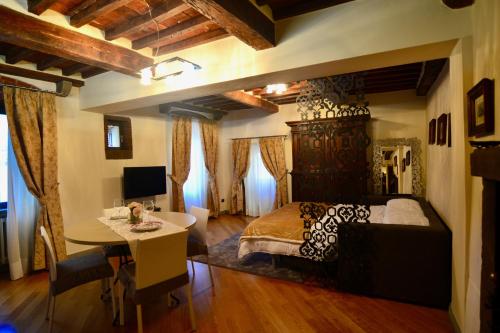  Monte San Savino Apartments, Pension in Monte San Savino