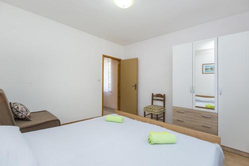 Apartment Vinez 7471a