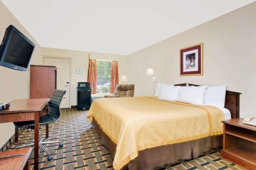 Days Inn by Wyndham Spartanburg - image 12
