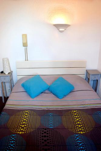 Nouvel Hotel - image 11