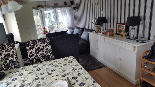 Phòng khách, Ferienhhaus-Mobilheim freies WLAN in Naaldwijk