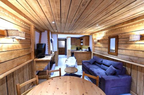 Kitchen, Ancolies Val Thorens in Saint-Martin-de-Belleville