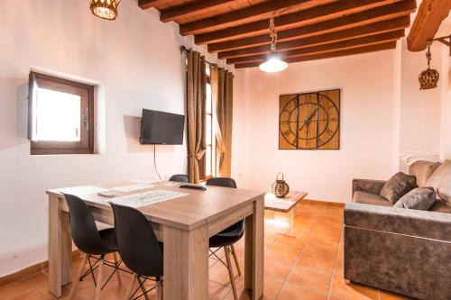  Apartamento Completo Pernaleros Centro in Granada