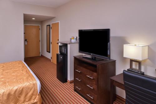 Americas Best Value Inn & Suites Bastrop