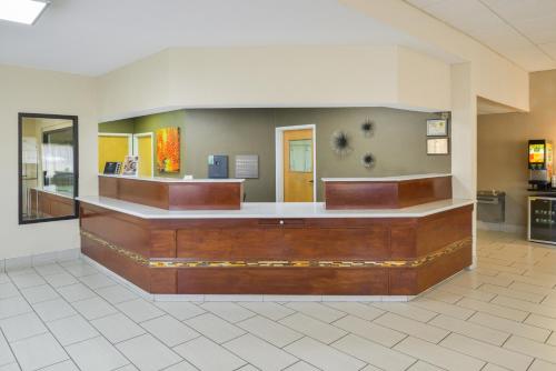 Americas Best Value Inn & Suites Bastrop