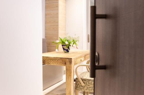 Sweet Suite Flora in Vouliagmeni, Atény (fotografie 2)