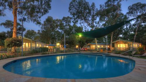 Crystal Brook Tourist Park Hotel in Doncaster