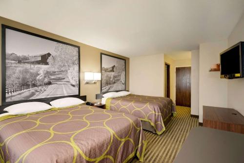 Super 8 by Wyndham Lexington Hamburg Area in Lexington, USA