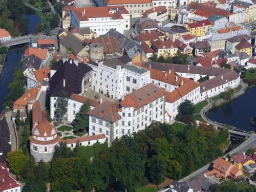 Вид, Studio in Йіндржіхув Градец