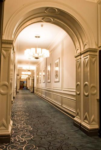 13938699 voco Grand Central Glasgow by IHG