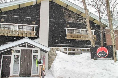 Mojo Lodge Hakuba