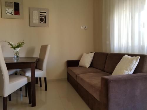 Apartments Sanda - image 14