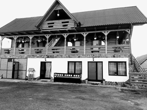 Pensiune agroturistică Casa Teodora - image 8