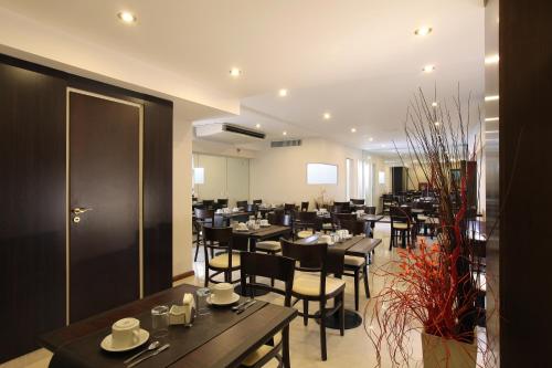 Europlaza Hotel & Suites, Буэнос-Айрес (фото 5)