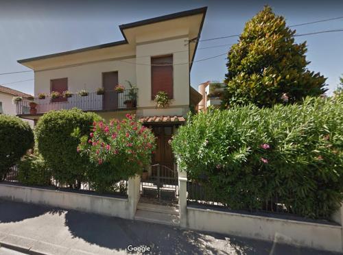 Casa Lorica