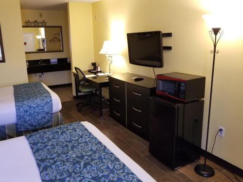 Queen Room with Two Queen Beds