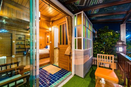 Baan Ratchapruek ( Baan Ratchapruek )