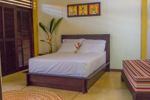 1 queen bed