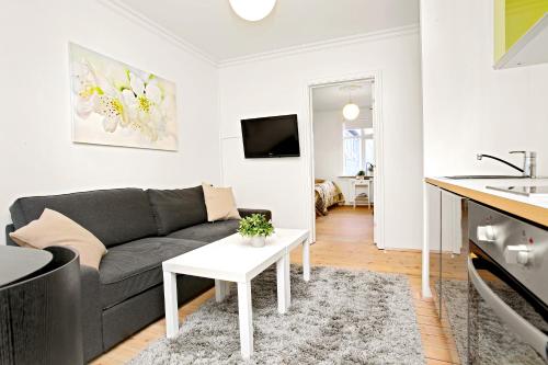Alfred's Apartments - image 10