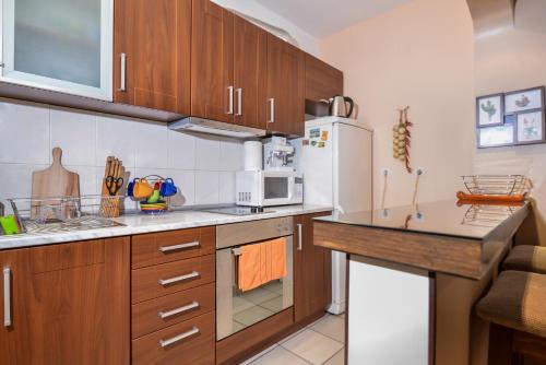 Comfortable One Bedroom Apartment in a Lively Area | Zona B5 | Russian Square, Sofia (Foto 8)
