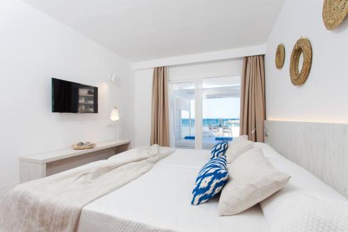 Apartamentos Ses Roquetes - image 8