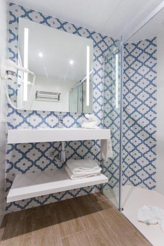 Apartamentos Ses Roquetes - image 5