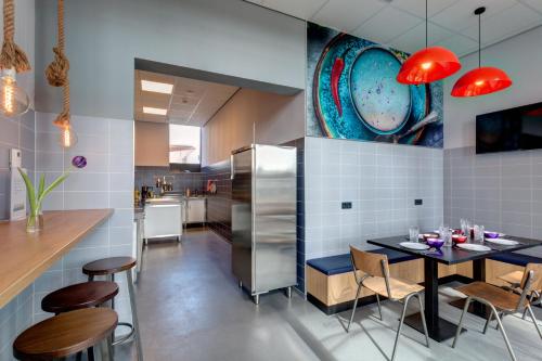 MEININGER Hotel Amsterdam Amstel 5