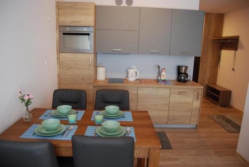 Studio Apartment (5 adults) image 10