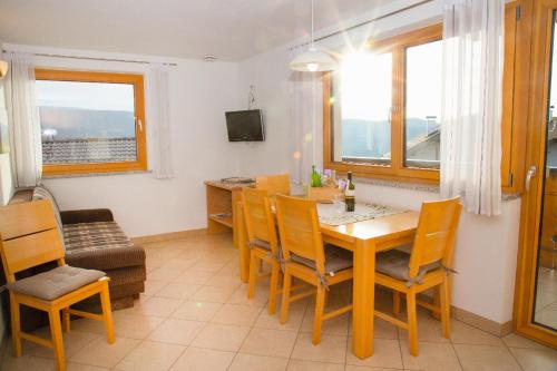 Apartment with Garden View