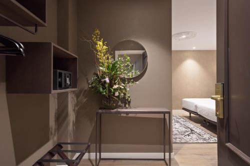 Acta Splendid - image 9