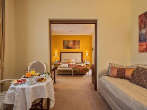 Hotel For You - image 10
