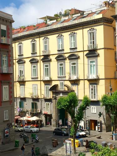 Mansarda Bellini 84, Neapel (Foto 3)