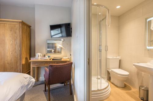The George Hotel - image 5