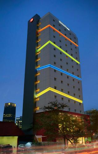 Hotel Amaris Tendean