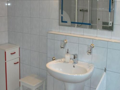 ห้องน้ำ, Ferienwohnung Sonnenblick in ไอเซนบัค (ฮอคชวาร์ซวาลด์)