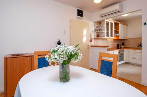 Apartment Campanile - image 2