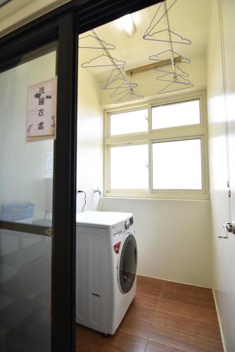 Homelike Homestay near Lintou Park