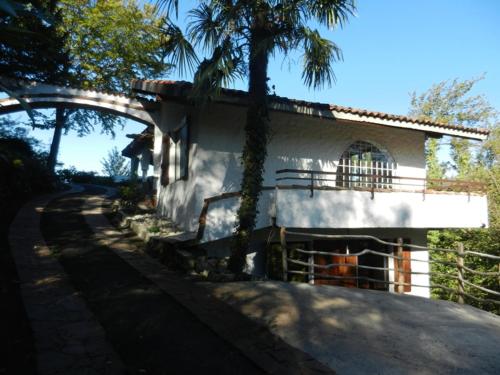 Casa Nel Bosco gîte à louer Cerro Lago Maggiore