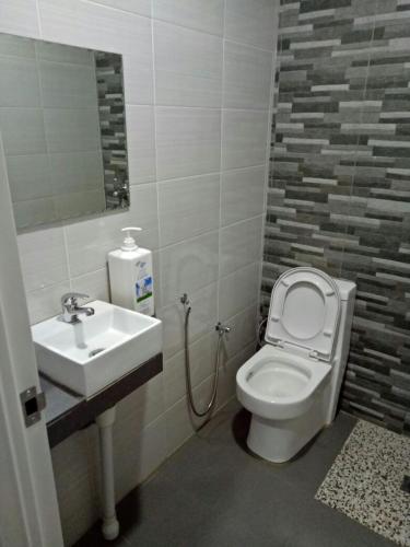 Standard Single Room image 2