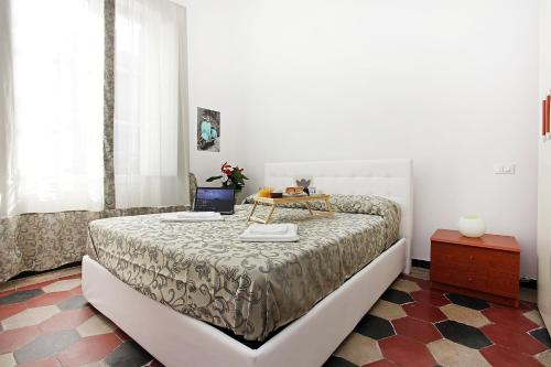 Angels In Rome - image 5