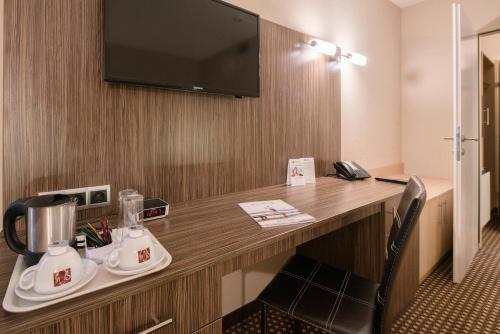 Best Western Smart Hotel - image 3