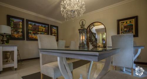 Restaurant, Meraki Country Manor in Lanseria