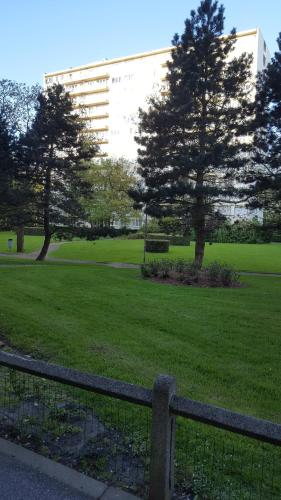  Time Away from home in Asse