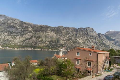 Lux Apartments Fabris - image 4