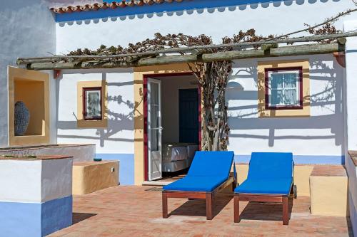 Double or Twin Room with Pool View