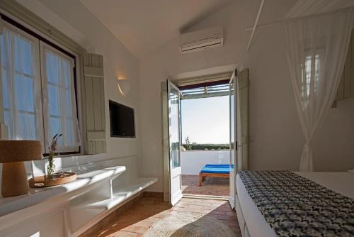 Double or Twin Room with Partial Sea View