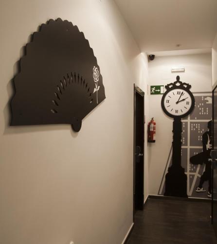 JC Rooms Santa Ana - image 8