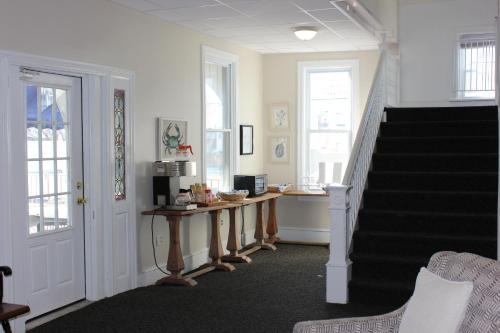 Blue Water Inn - image 4