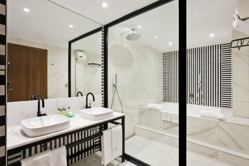 Hotel Tres Reyes - image 4