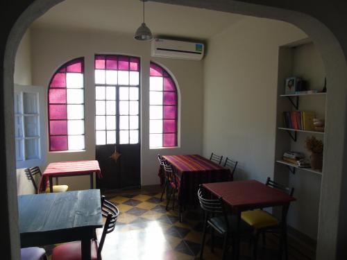 al otro lado del río (al otro lado del rio) in San Francisco Del Monte De Oro